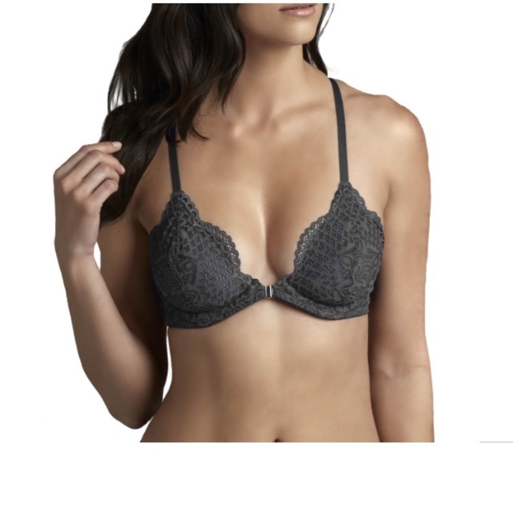 🆕 Bundle: 2 Secret Treasures Scallop Lace bras